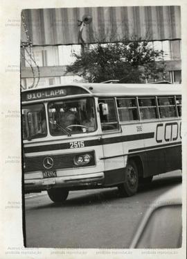 Motoristas dirigem da Companhia Municipal de Transportes Coletivos (CMTC) (São Paulo-SP, Data des...