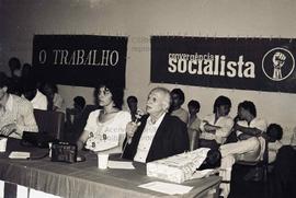 Ato em comemoração ao aniversário da Revolução de Outubro, organizado por OSI e CS (São Paulo-SP, 1981). Crédito: Vera Jursys