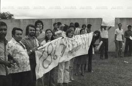 Manifesta&ccedil;&atilde;o de [trabalhadores metal&uacute;rgicos em greve?] (Local desconhecido, Data desconhecida). /...