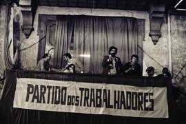 Convenção [Nacional?] do PT, na PUC-SP (São Paulo-SP, 1982). Crédito: Vera Jursys
