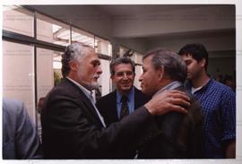 Visita de José Genoino (PT) a local não identificado nas eleições de 2002 (Local desconhecido, 2002) / Crédito: Cesar Hideiti Ogata