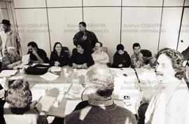 Reunião [do Comitê de Campanha Presidencial do PT nas eleições de 1994?] (Local desconhecido, [1994?]). Crédito: Vera Jursys