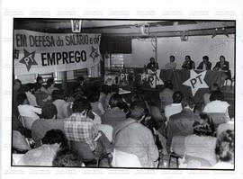 Plenária Sindical do PT (Local desconhecido, 1987). / Crédito: Cibele Aragão.