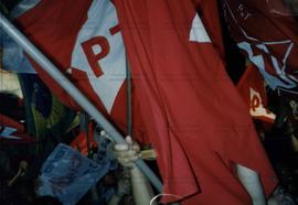 Comício da candidatura “Plínio Governador” (PT), realizado na Praça da Sé nas eleições de 1990 (São Paulo-SP, 30 set. 1990). / Crédito: Moacir Rodrigues dos Santos