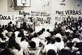Campanha contra o ensino pago na PUC-SP (São Paulo-SP, data desconhecida). Crédito: Vera Jursys