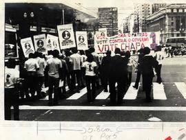 Campanha eleitoral dos bancários da Chapa 1 (São Paulo-SP, 1982). / Crédito: Vera Lúcia.