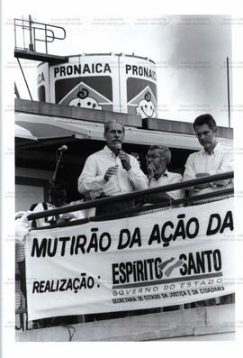 Mutirão da Ação da Cidadania do Governo do Espírito Santo na gestão do PT (Vila Velha-ES, 1997). / Crédito: Carlos Alberto Silva