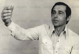 Retrato de Antenor Ferrari, deputado estadual pelo MDB-RS (Porto Alegre-RS, set. 1979). / Crédito: Autoria desconhecida.