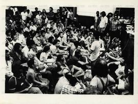 Congresso Nacional pela Anistia, 2º (Salvador-BA, 15-18 nov. 1979).  / Crédito: Ricardo Malta/Agência F4.