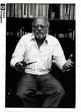 Retrato do deputado federal Alberto Goldman (PMDB-SP) ([São Paulo-SP?], 26 ago. 1991). / Crédito: Paulo Giandália/Folha Imagem.