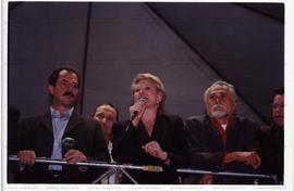 Comício da candidatura &quot;Lula Presidente&quot; (PT) Presidente nas eleições de 2002 (São Paulo, 2002) / Crédito: Autoria desconhecida