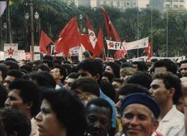 Comício pelas Diretas realizado na Praça da Sé (São Paulo-SP, 12 jul. 1987). / Crédito: Januário F. Silva/Tribuna Metalúrgica