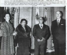 Visita do presidente João Baptista de Oliveira Figueiredo à França (Paris-França, 28-30 jan. 1981).  / Crédito: Autoria desconhecida/Agência Brasil – Radiobrás.