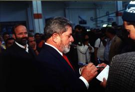 Visita da candidatura &quot;Lula Presidente&quot; (PT) à fábrica da Volkswagen na eleições de 200...