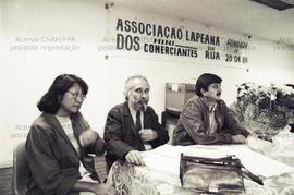 Reunião da Associação Lapeana dos Mini-Comerciantes (São Paulo-SP, data desconhecida). Crédito: V...