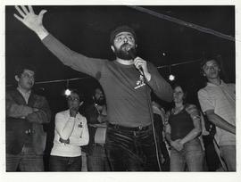 Comício da campanha Lula governador no bairro da Saúde nas eleições de 1982 (São Paulo-SP, 17 jul. 1982). / Crédito: Ennio Brauns Filho.