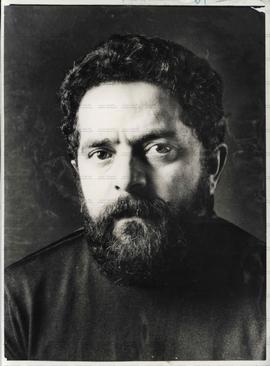 Retrato da candidatura “Lula Presidente” (PT) nas eleições de 1989 (Local desconhecido, 1989). / ...