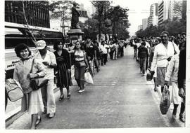 Atos de protesto contra a fraude nas eleições de 1982 no México (México, 1982). / Crédito: Jesus ...