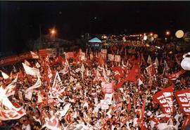 Comício da candidatura &quot;Lula Presidente&quot; (PT) nas eleições de 2002 (Pará, 2002) / Crédito: Lucivaldo Sena