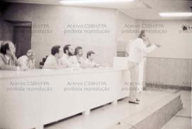 Assembleia dos metalúrgicos no Sindicato (Santo André-SP, jun. 1984). Crédito: Vera Jursys