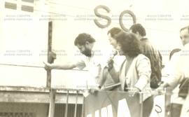 Caminhada e comício da candidatura “Lula Presidente” (PT) nas eleições de 1989 (Santos-SP, 14 jul...
