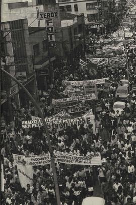 Ato do 1o. de Maio (São Bernardo do Campo-SP, 1981). / Crédito: Eduardo Costa