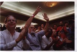 Ato da candidatura &quot;Lula Presidente&quot; (PT) nas eleições de 2002 ([São Paulo-SP?], 2002) / Crédito: Cesar Hideiti Ogata