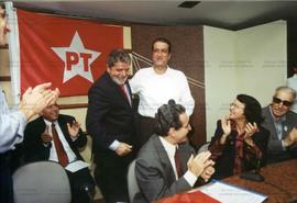 Atividade da candidatura &quot;Lula Presidente&quot; (PT) nas eleições de 2002 ([São Paulo?], 2002) / Crédito: Autoria desconhecida