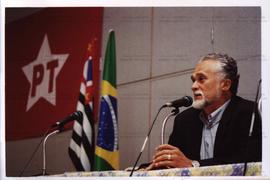 Atividade da candidatura &quot;Genoino Governador&quot; (PT) nas eleições de 2002 ([São Paulo-SP?], 2002) / Crédito: Cesar Hideiti Ogata