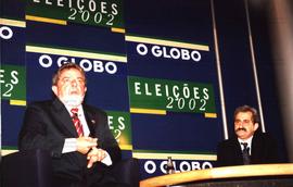 Conversa de Lula, candidato à Presidente pelo PT, com jornalistas promovida pelo Jornal O Globo nas eleições de 2002 (Rio de Janeiro-RJ, 2002) / Crédito: Autoria desconhecida
