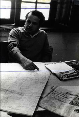 Retrato de Ariovaldo Umbelino de Oliveira, geógrafo da USP (São Paulo-SP,mai. 1987). / Crédito: H...