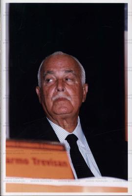 Retrato de Antônio Carlos Magalhães no evento – Evento não identificado do [Instituto Cidadania e da Faculdade Trevisan] (São Paulo-SP, 1999). / Crédito: Roberto Parizotti