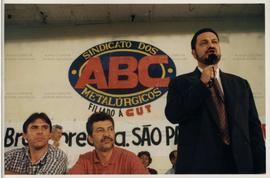 Ato da Campanha pelo Emprego do Sindicato dos Metalúrgicos do ABC ([São Bernardo do Campo-SP], 6 nov. 1997). / Crédito: Roberto Parizotti