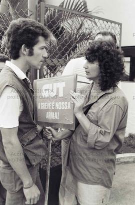 Greve Geral na zona sul e Campanha salarial unificada (São Paulo-SP, 1986). Crédito: Vera Jursys