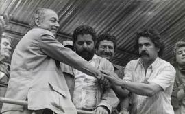 Comício da candidatura “Lula Presidente” (PT) pelas Diretas Já (Local desconhecido, 1989). / Crédito: Roberto Parizotti