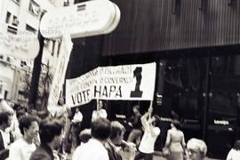 Campanha da Chapa 1 das eleições do Sindicato dos Empregados em Estabelecimentos Bancários do Estado de São Paulo no Centro (São Paulo-SP, 1982). Crédito: Vera Jursys