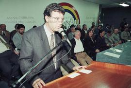 Ato da [campanha dos bancários “contra a federalização do Banespa”?] (Osasco-SP, 1996). Crédito: Vera Jursys