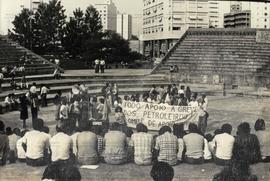 Reunião dos Petroleiros de Campinas em greve (Campinas-SP, 9-10 jul. 1983). / Crédito: Autoria desconhecida.