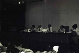 Assembleia do Sindicato dos Médicos de São Paulo (Local desconhecido, 07 nov. 1985). Crédito: Ver...