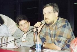 Palestra com MST organizada pelo Sindicato dos Bancários de São Paulo, Osasco e Região (Osasco-SP, 1996). Crédito: Vera Jursys