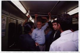 Atividade da candidatura &quot;Genoino Governador&quot; (PT) no metrô de São Paulo nas eleições d...