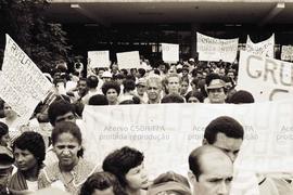 Ato dos mutuários contra o Governo Montoro (São Paulo-SP, data desconhecida). Crédito: Vera Jursys