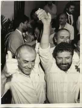 Encontro de Lula com Leonel Brizola nas eleições de 1989 ([Rio de Janeiro-RJ, 1989?]). / Crédito: Autoria desconhecida