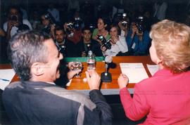 Encontro de Lula com Artistas promovido pela candidatura “Lula Presidente” nas eleições de 1998 (São Paulo-SP, 14 set. 1998). / Crédito: Autoria desconhecida