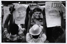 Ato da candidatura Luiza Erundina Prefeita (PT), na Praça da Sé, nas eleições de 1988 (São Paulo-...