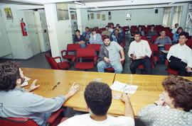 Reunião [da campanha contra a privatização do Banco Meridional?] (São Paulo-SP, 10 abr. 1996). Crédito: Vera Jursys