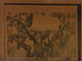 Comemoração popular pela libertação de Nelson Mandela, realizada no Soweto’s Jabulani Sadium (Joa...