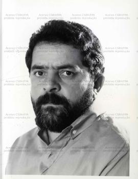 Retrato da candidatura “Lula Presidente” (PT) nas eleições de 1989 (Local desconhecido, 1989). / Crédito: Autoria desconhecida/Agência Angular