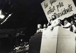 Ato pelas Diretas na Praça da Sé (São Paulo-SP, 25 nov. 1984). Crédito: Vera Jursys