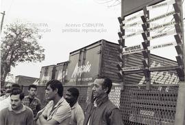 Greve dos condutores em empresas transportadoras (São Paulo-SP, 10 jul. 1990). Crédito: Vera Jursys